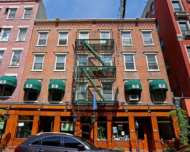 123-125 Mulberry St in New York, NY - Foto de edificio - Building Photo