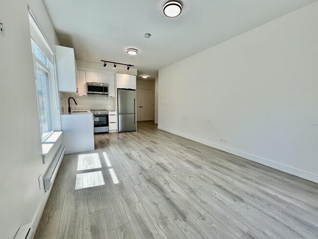 10616-10132 132 St in Surrey, BC - Building Photo - Building Photo