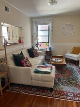 22 Linden Pl, Unit 1 in Brookline, MA - Building Photo - Building Photo