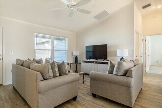 316 Klamut Ct in the Villages, FL - Building Photo - Building Photo