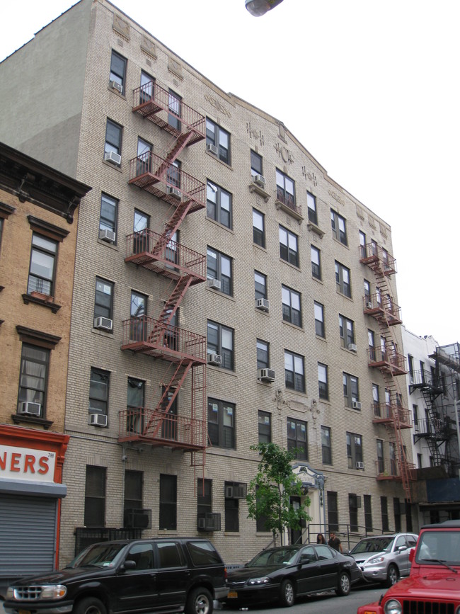 Novelty Court in Brooklyn, NY - Building Photo - Building Photo