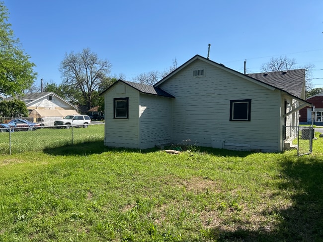 223 Hood St in Waco, TX - Building Photo - Building Photo