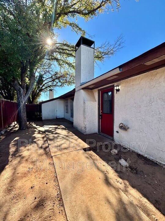 3812 Wild Rye Trail in San Angelo, TX - Building Photo