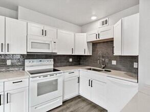 1572 Lander St in Reno, NV - Building Photo - Building Photo