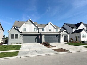 8112 E Fern Brook Dr in Eagle, ID - Building Photo - Building Photo