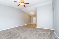 937 Mar Don Hills Cir in Winston-Salem, NC - Foto de edificio - Building Photo