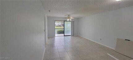 5233 Treetops Dr in Naples, FL - Building Photo - Building Photo