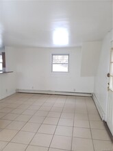 51 Hillandale Ave in White Plains, NY - Building Photo - Building Photo