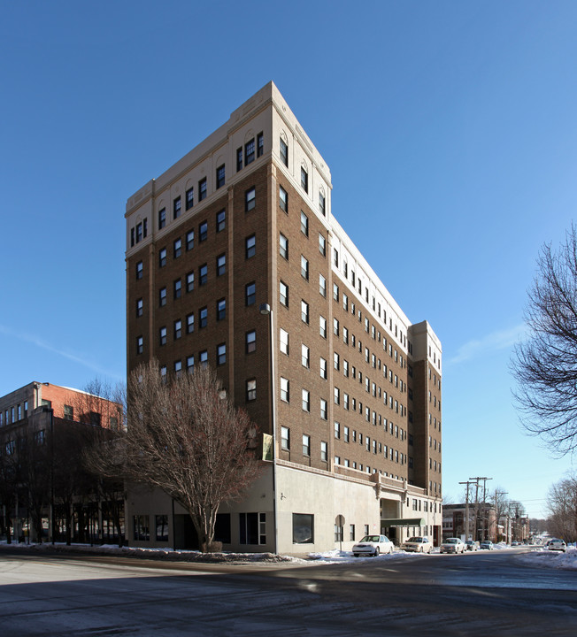 Hyde Park Apartments in Kansas City, MO - Building Photo