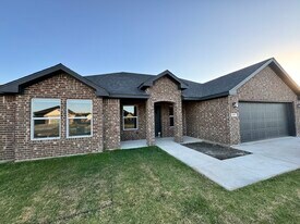 3609 Gallant Fox Ave in Durant, OK - Building Photo