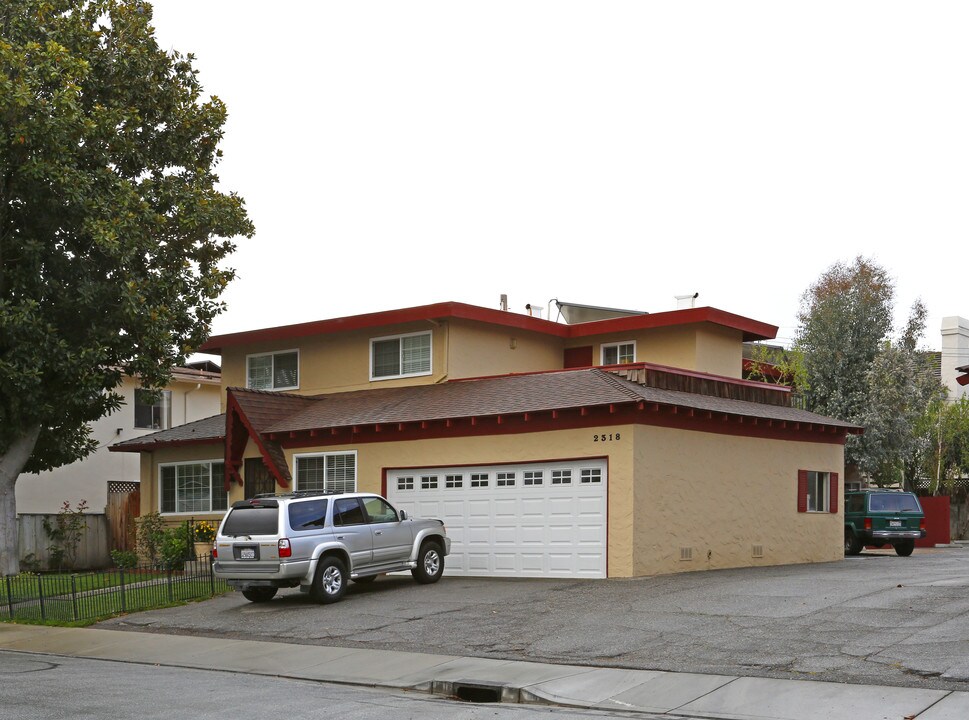 2318-2328 Karen Dr in Santa Clara, CA - Building Photo