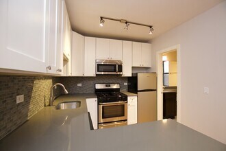 2837 W Palmer in Chicago, IL - Building Photo - Building Photo
