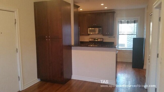 property at 3814 N Sheffield Ave