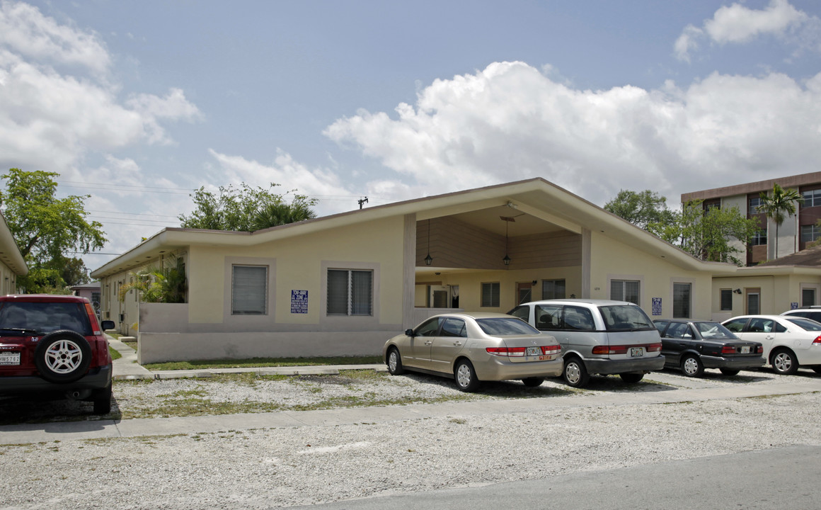 1270 NE 139th St in North Miami, FL - Building Photo