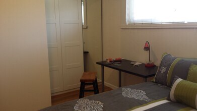 357 Hawthorne Ave in Palo Alto, CA - Building Photo - Building Photo