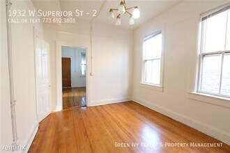 1932 W Superior St in Chicago, IL - Building Photo - Building Photo