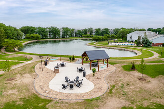 Ironwood Gardens Apartments in Normal, IL - Building Photo - Building Photo