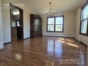 4988 S Rd in Gurnee, IL - Building Photo - Building Photo