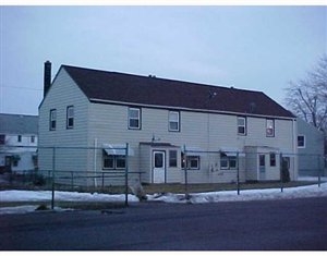 25-31 Blackmore St in Tonawanda, NY - Foto de edificio - Building Photo