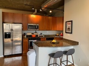 900 N Kingsbury St in Chicago, IL - Foto de edificio - Building Photo