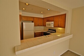 6909 Rodling Dr in San Jose, CA - Building Photo - Building Photo