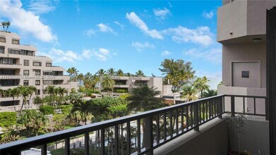 201 Crandon Blvd, Unit 432 in Key Biscayne, FL - Building Photo - Building Photo