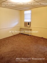 1737 Greenwood Rd SW in Roanoke, VA - Building Photo - Building Photo