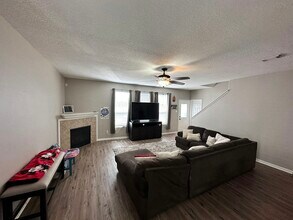 5026 Forest Hurst Dr in Spring, TX - Building Photo - Building Photo