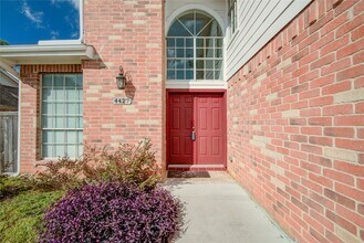 4427 Waterfall Way in Sugar Land, TX - Building Photo - Building Photo