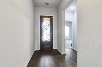 5005 Shadetree St in Little Elm, TX - Building Photo - Building Photo