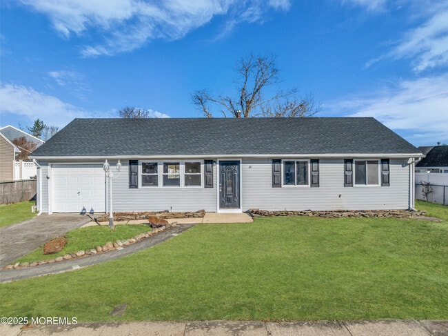 property at 64 Georgetown Blvd