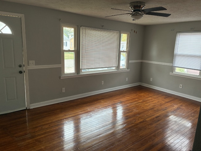 25 St Cabrini Ct in Springfield, IL - Building Photo - Building Photo