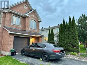 400 Citadel Crescent in Ottawa, ON - Building Photo - Building Photo