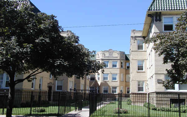 4720 N Spaulding Ave in Chicago, IL - Foto de edificio - Building Photo