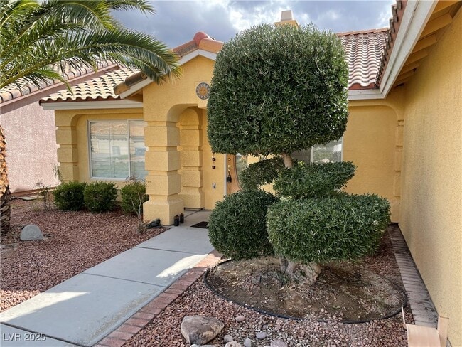 1393 W Glassy Pond Ave in Las Vegas, NV - Foto de edificio - Building Photo