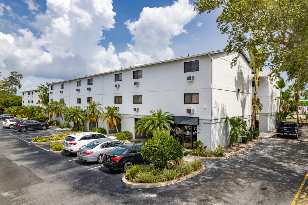 Seminole Vista - Park Portfolio in Seminole, FL - Foto de edificio