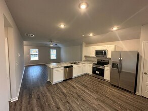 2085 Middlebrook Xing in Odenville, AL - Building Photo - Building Photo