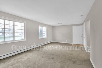 313 Beattie Ave in Lockport, NY - Building Photo - Building Photo