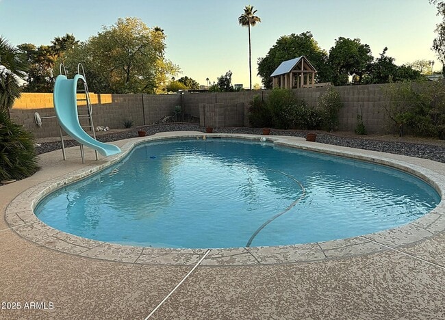 property at 3625 E Garden Dr