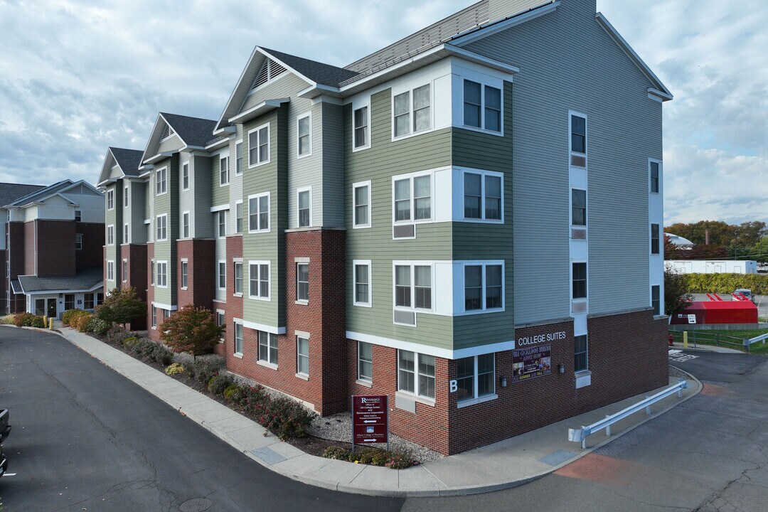 University Heights College Suites in Albany, NY - Building Photo