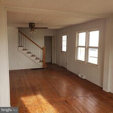 19 Laverne Dr in Augusta, WV - Building Photo - Building Photo