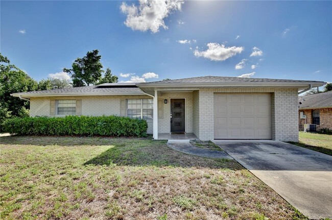 1847 Fayetteville Ave in Deltona, FL - Building Photo - Building Photo