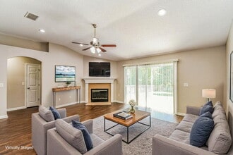 2507 Creekfront Dr in Green Cove Springs, FL - Building Photo - Building Photo