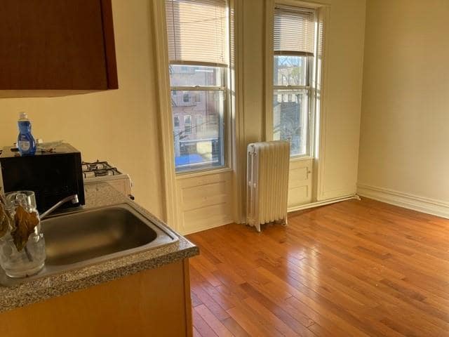30-20-30-46 46th St in Queens, NY - Building Photo - Building Photo