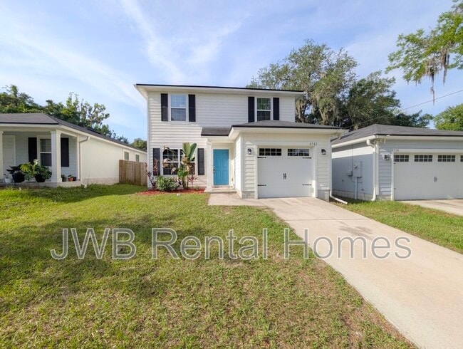 8742 Cocoa Ave