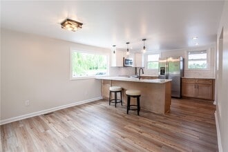 5252 Arbor Rd in Ontario, NY - Building Photo - Building Photo
