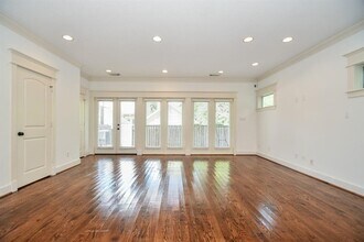 1013 W 16th St in Houston, TX - Building Photo - Building Photo