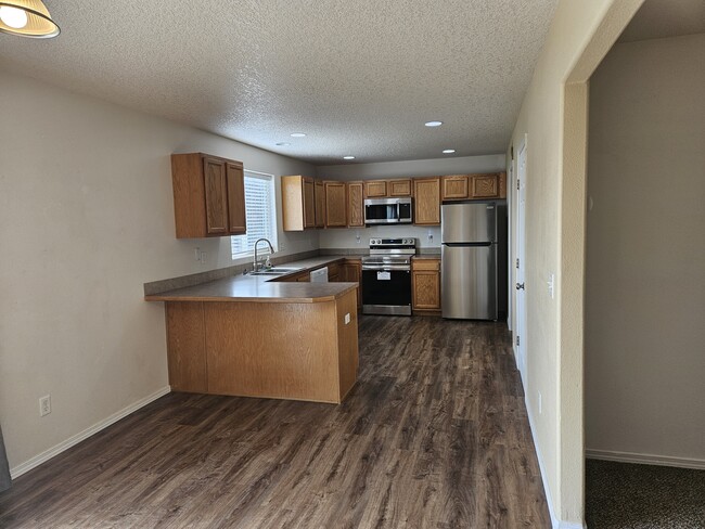 3501 Sage Rd in Moses Lake, WA - Building Photo - Building Photo