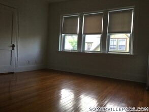 163 Summer St, Unit 27 in Somerville, MA - Building Photo - Building Photo