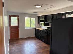 1405 Belasco Ave in Pittsburgh, PA - Building Photo - Building Photo